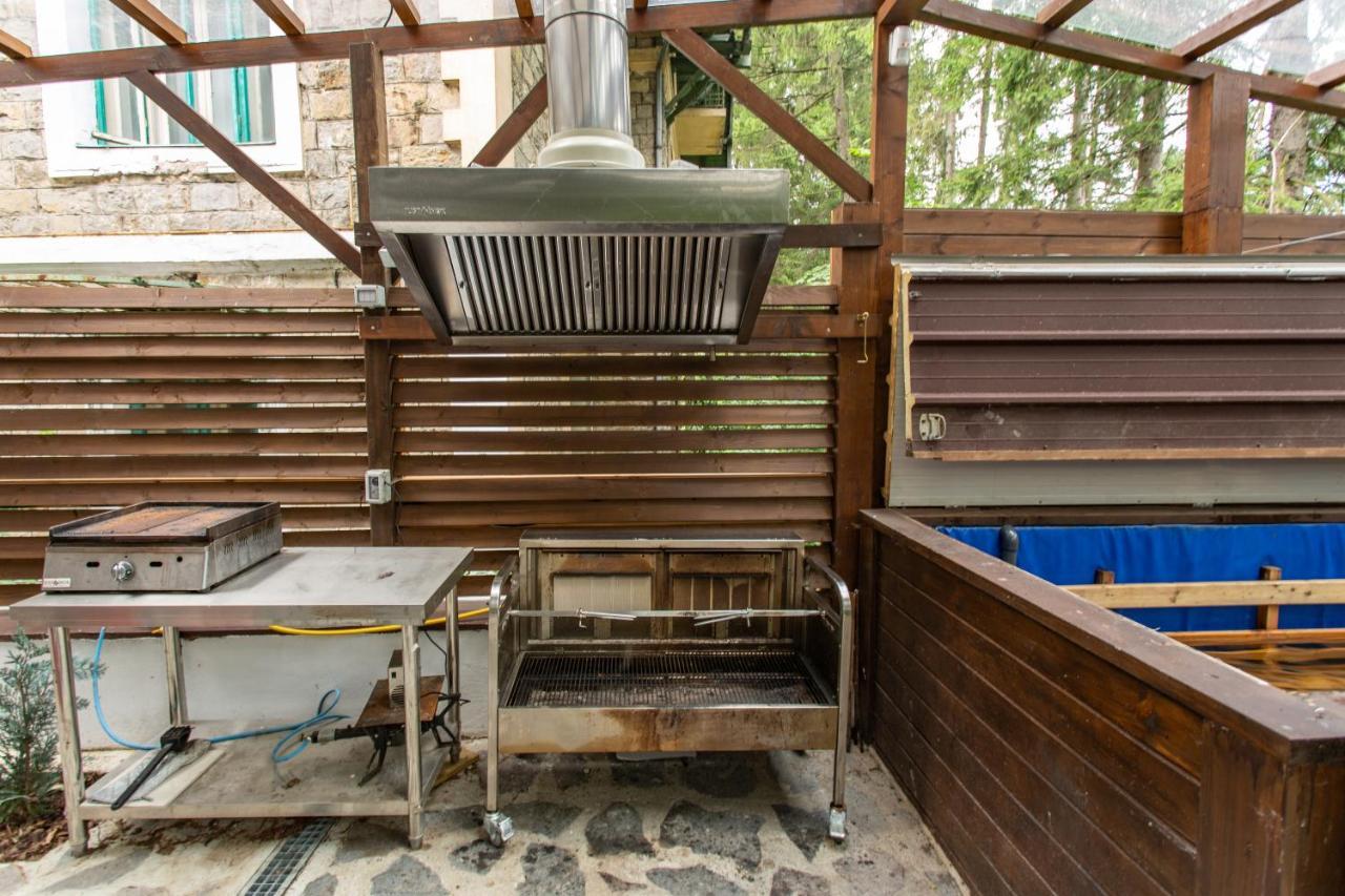 Casadrago , Sauna Si Ciubar Cu Apa Sarata * Sinaia